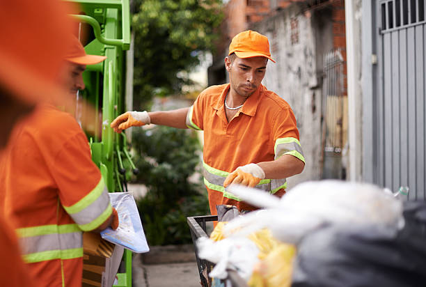 Best Yard Cleanup Services  in Blooming Prairie, MN